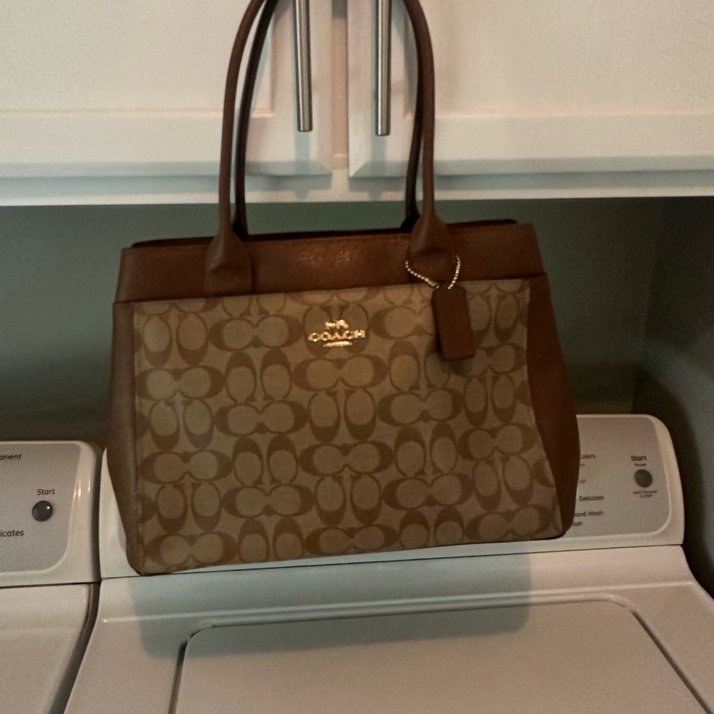 Coach Casey tote